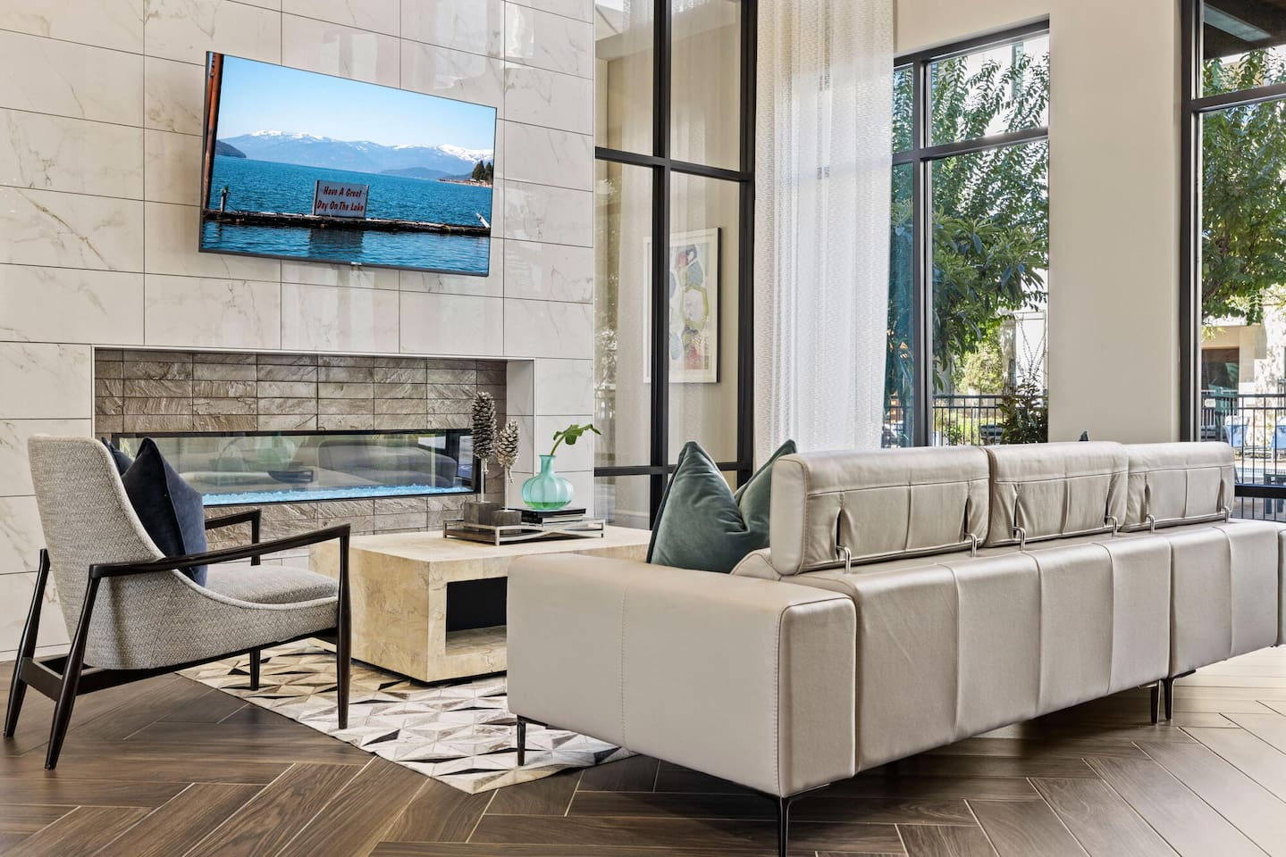 , an Airbnb-friendly apartment in Houston, TX