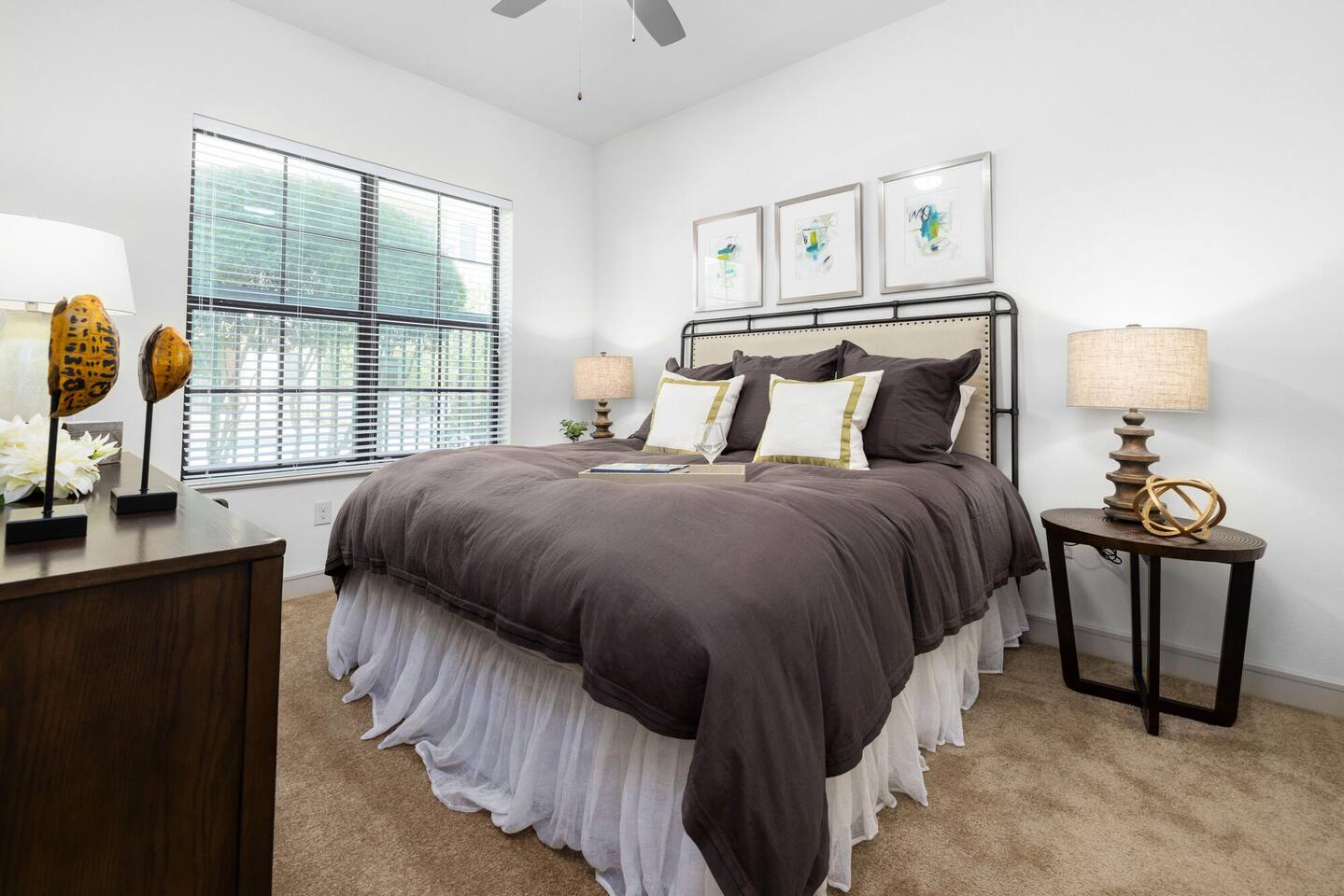 , an Airbnb-friendly apartment in Houston, TX