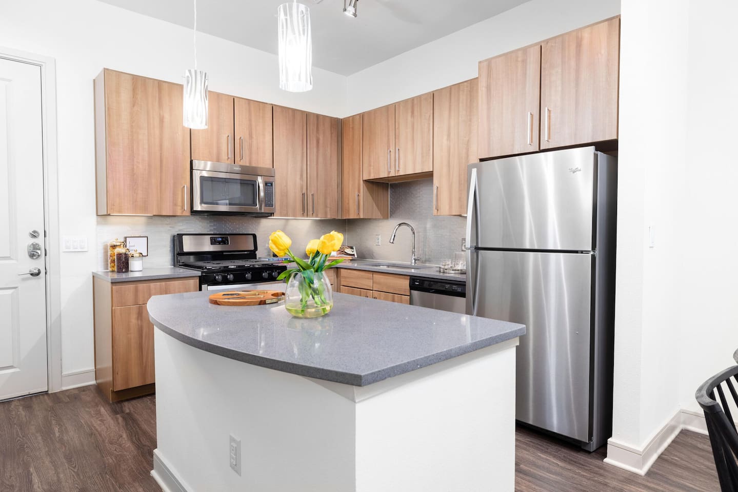 , an Airbnb-friendly apartment in Houston, TX