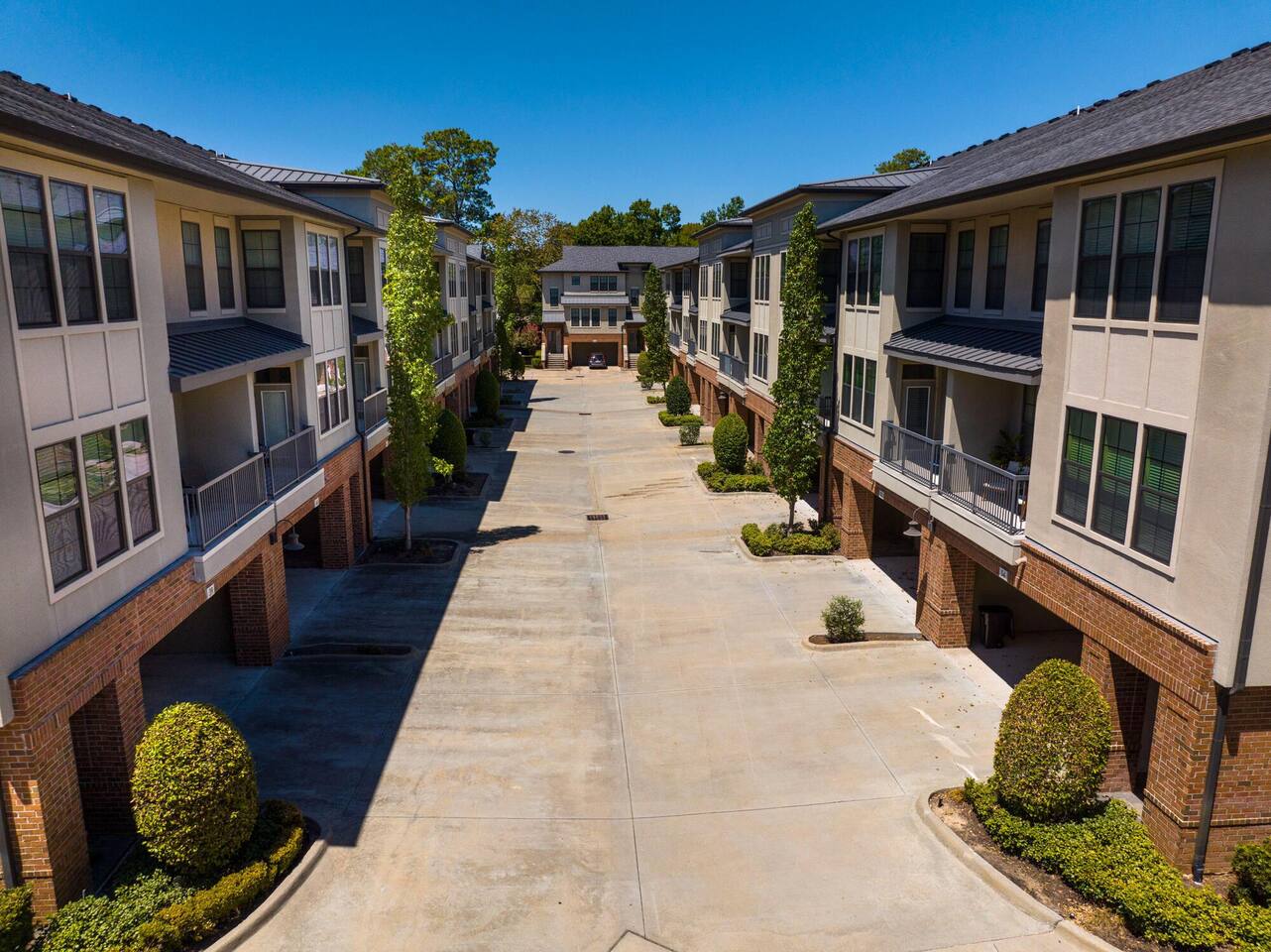 , an Airbnb-friendly apartment in Houston, TX