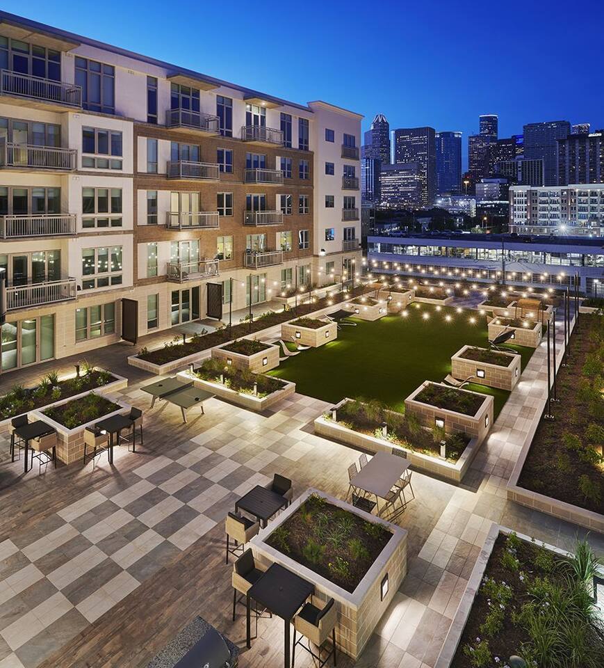 , an Airbnb-friendly apartment in Houston, TX