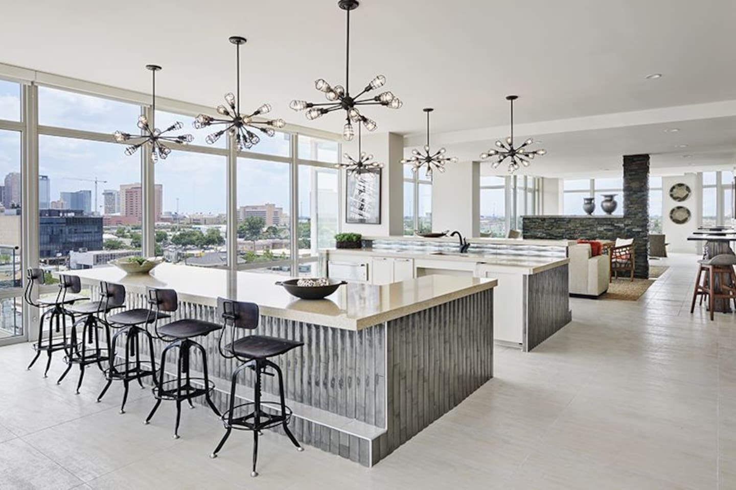 , an Airbnb-friendly apartment in Houston, TX