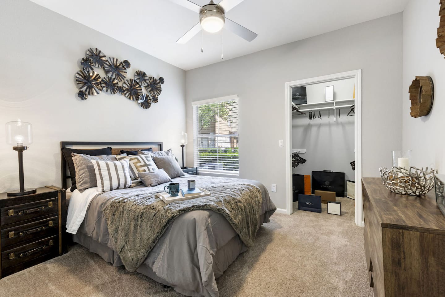 , an Airbnb-friendly apartment in Houston, TX