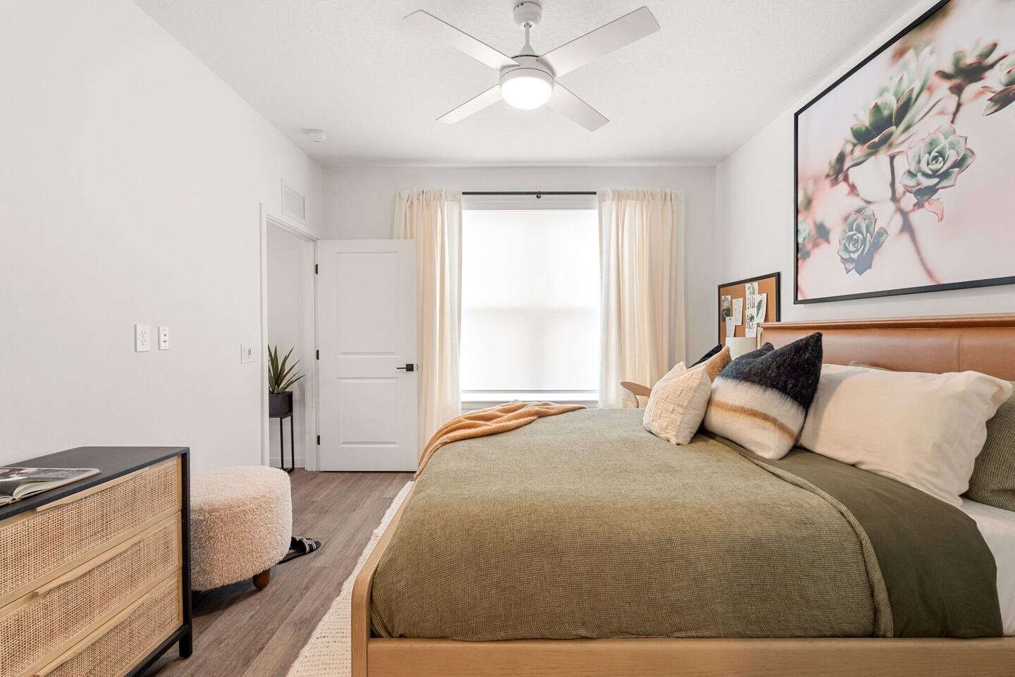 , an Airbnb-friendly apartment in Saint Augustine, FL