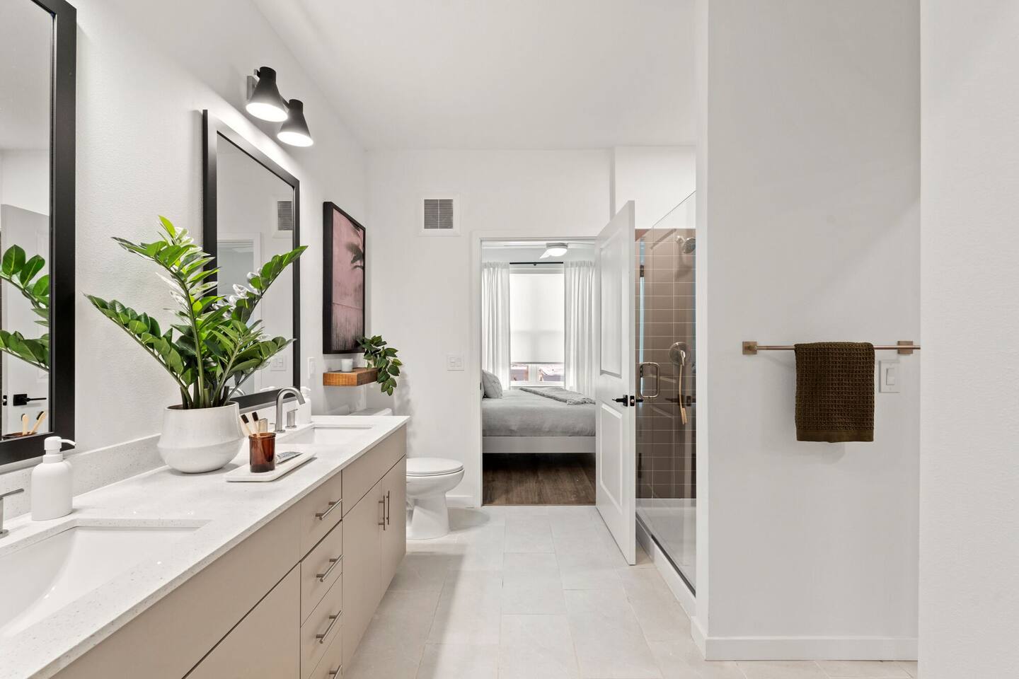 , an Airbnb-friendly apartment in Saint Augustine, FL