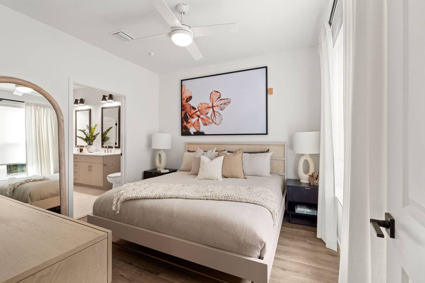 , an Airbnb-friendly apartment in Saint Augustine, FL
