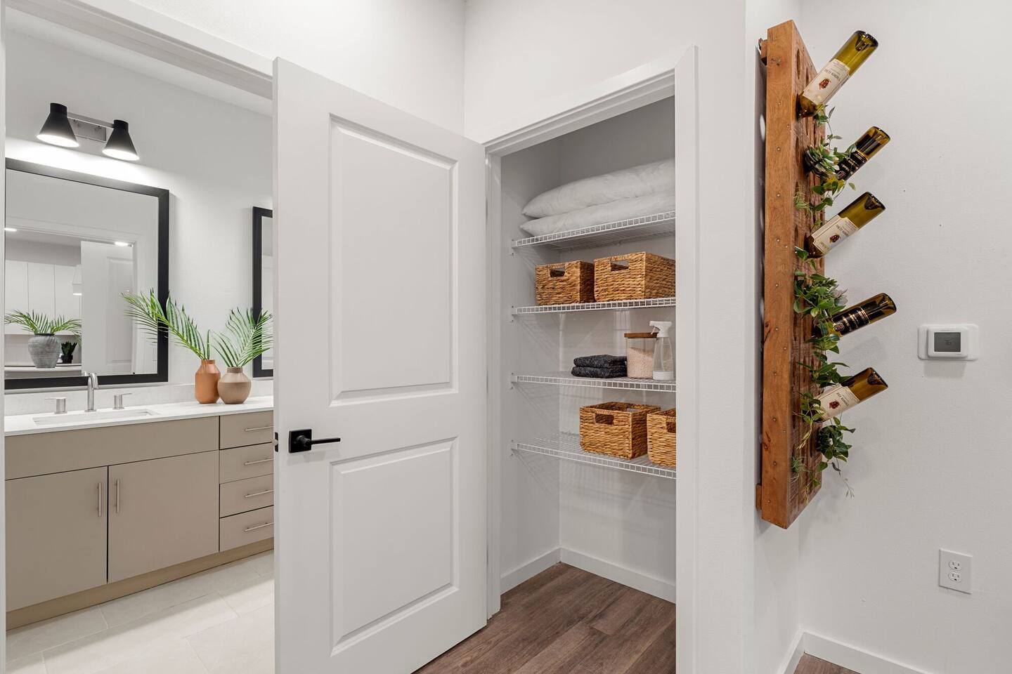 , an Airbnb-friendly apartment in Saint Augustine, FL