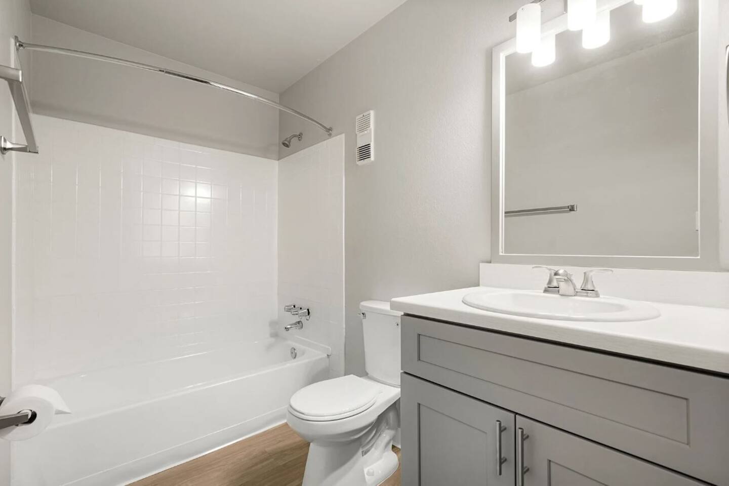 , an Airbnb-friendly apartment in Denver, CO