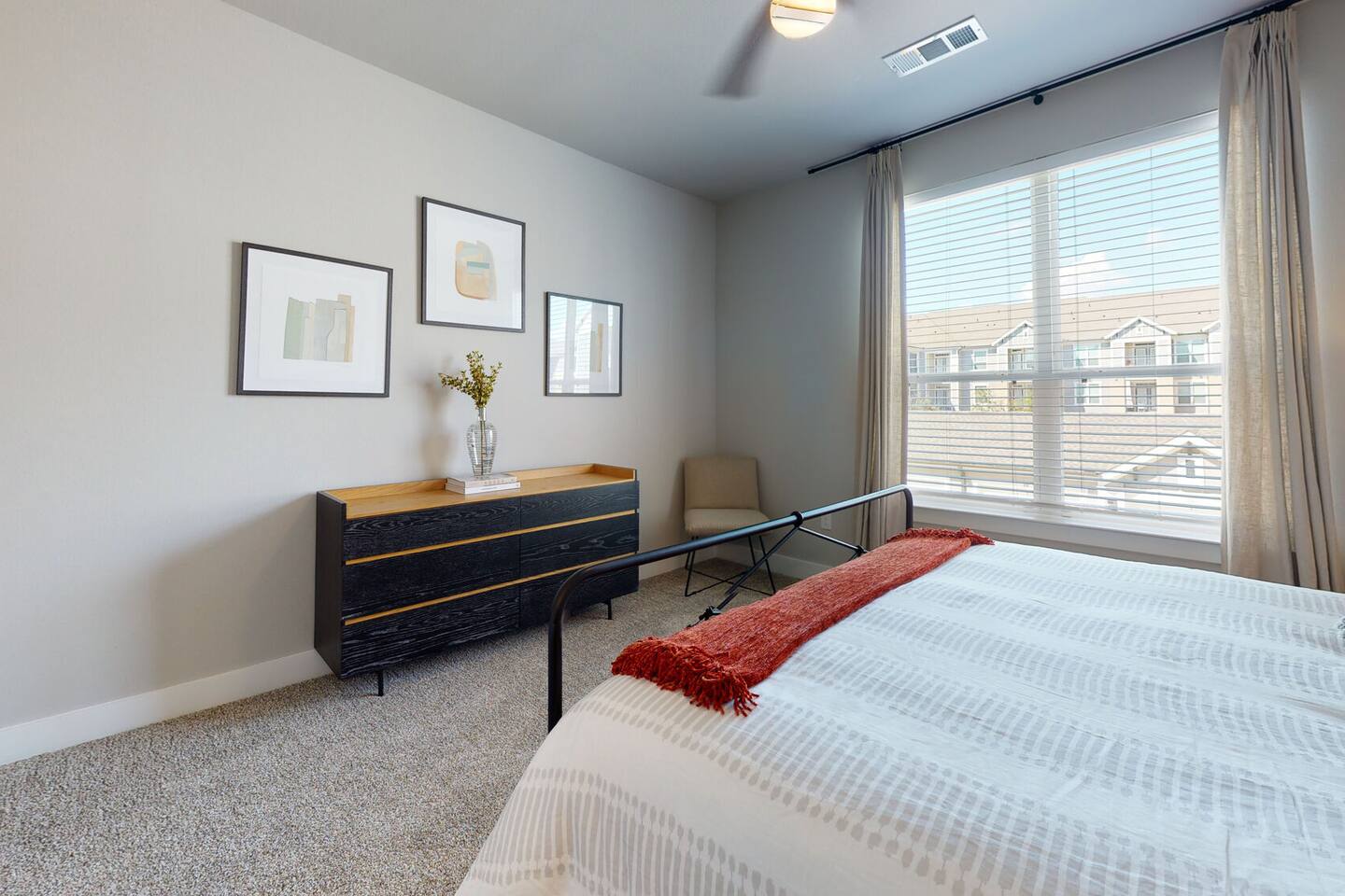 , an Airbnb-friendly apartment in Katy, TX