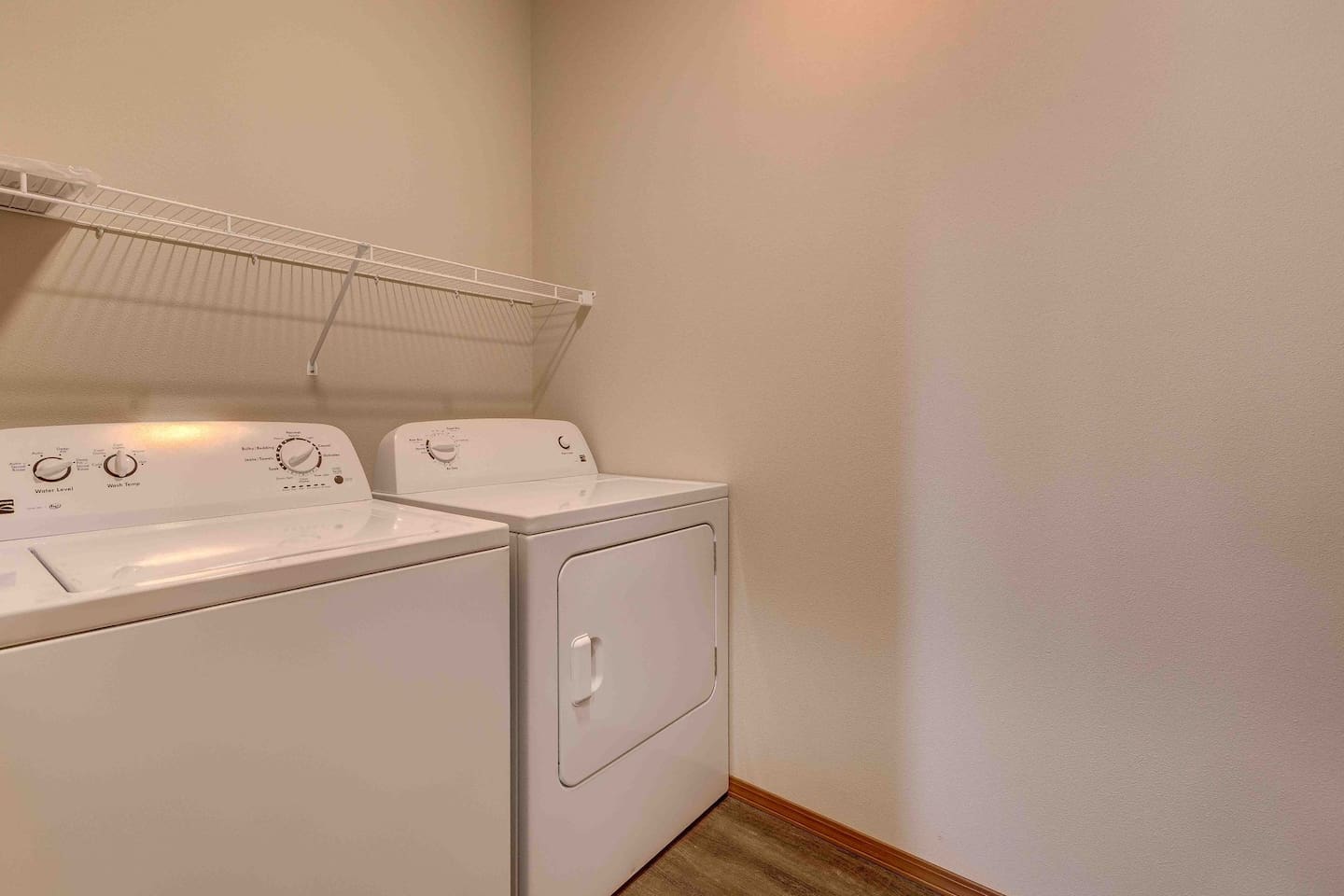 , an Airbnb-friendly apartment in Spokane Valley, WA