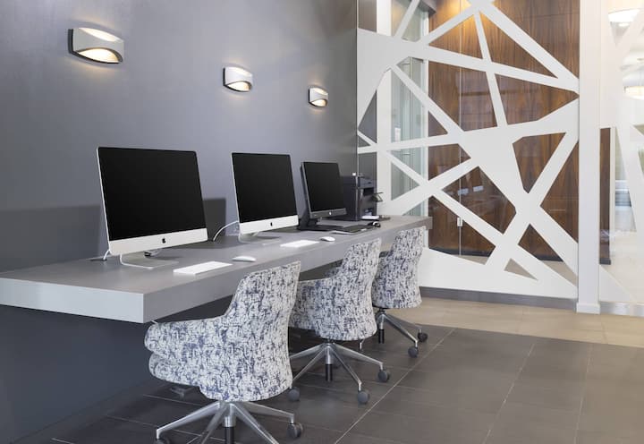 RGVtYW5kUGljdHVyZToxOTQzMTQ5MTc4