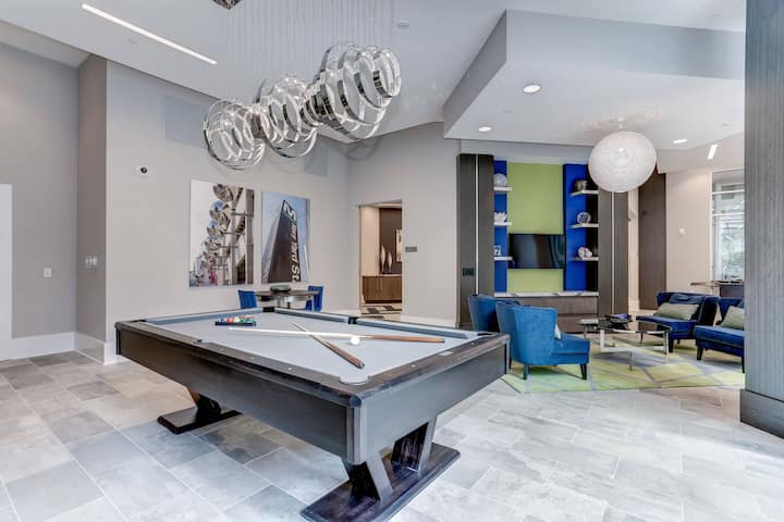 RGVtYW5kUGljdHVyZToxOTQzMTQ3ODE1