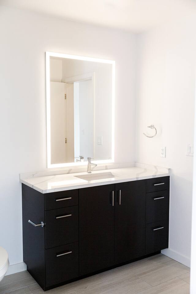 , an Airbnb-friendly apartment in Denver, CO