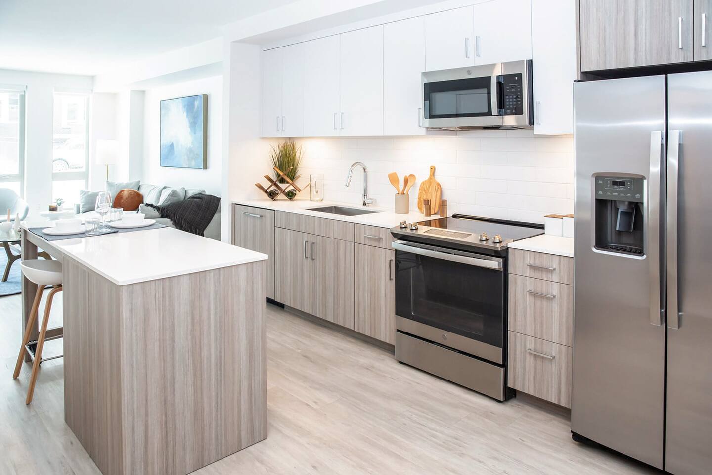 , an Airbnb-friendly apartment in Denver, CO