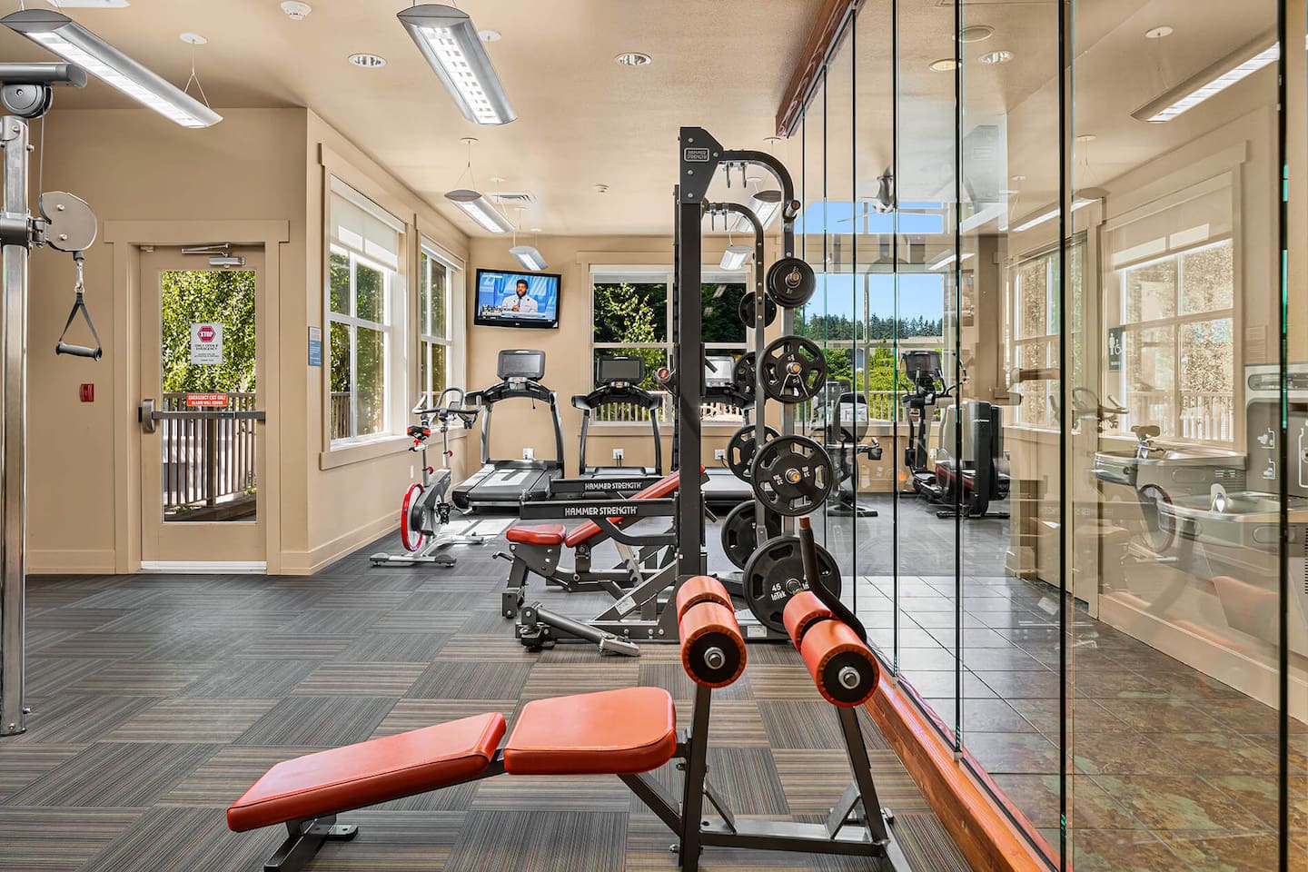 , an Airbnb-friendly apartment in Mill Creek, WA