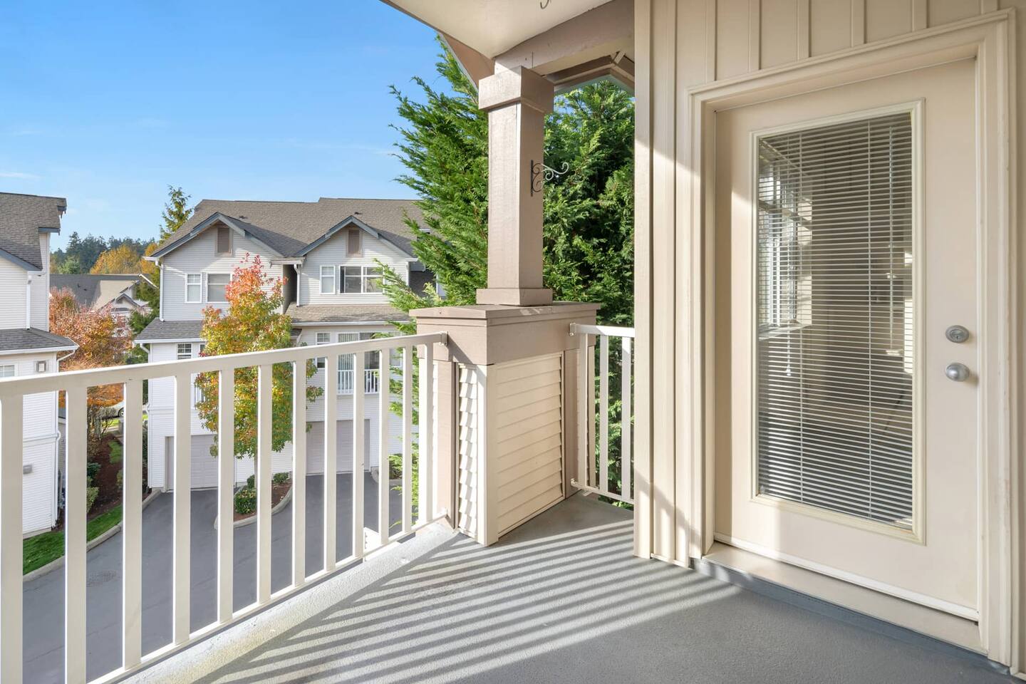 , an Airbnb-friendly apartment in Mill Creek, WA