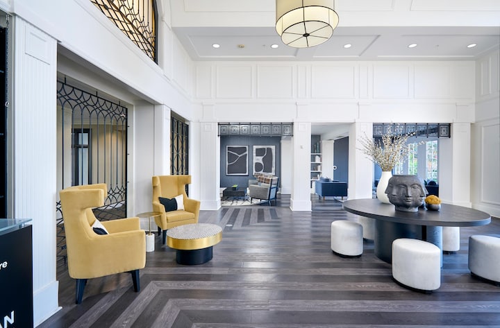 RGVtYW5kUGljdHVyZToxOTQzMTQ2NTcy