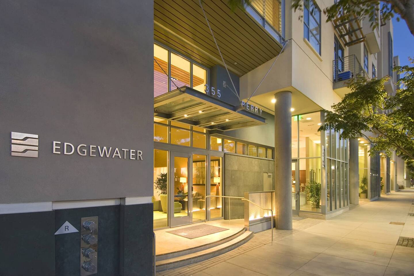 , an Airbnb-friendly apartment in San Francisco, CA