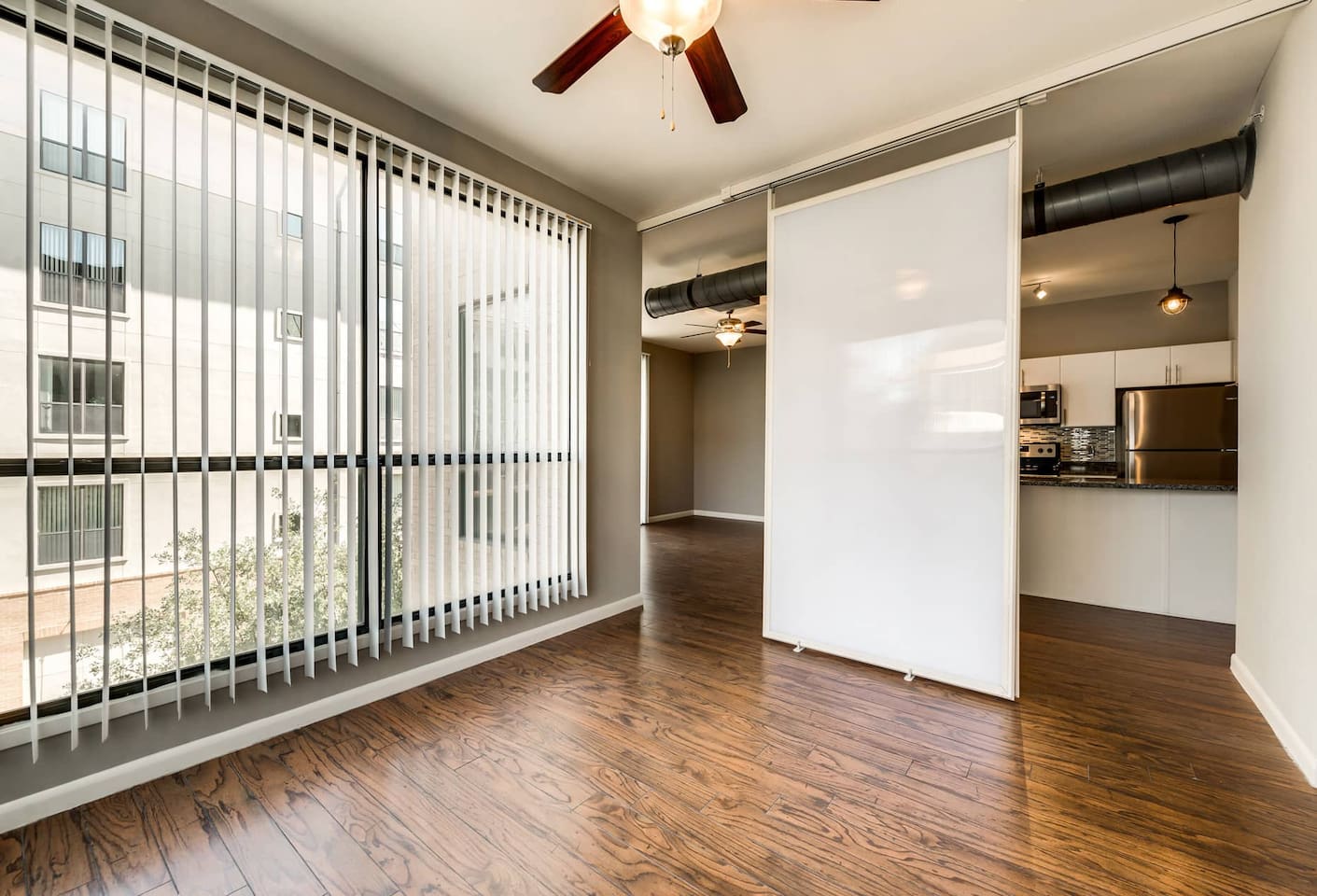 , an Airbnb-friendly apartment in Plano, TX