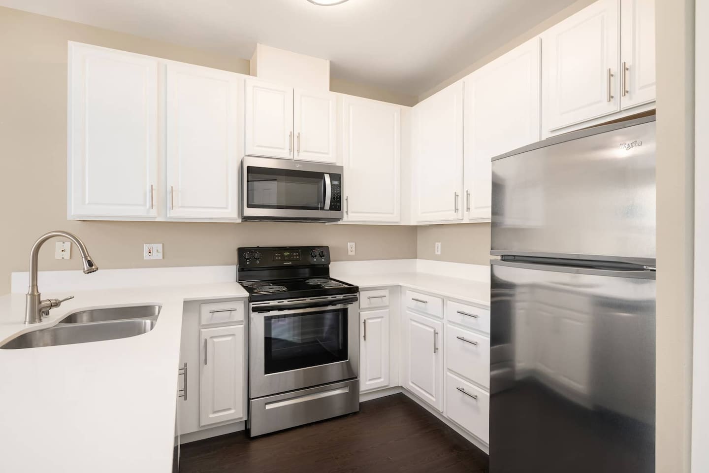 , an Airbnb-friendly apartment in Everett, WA