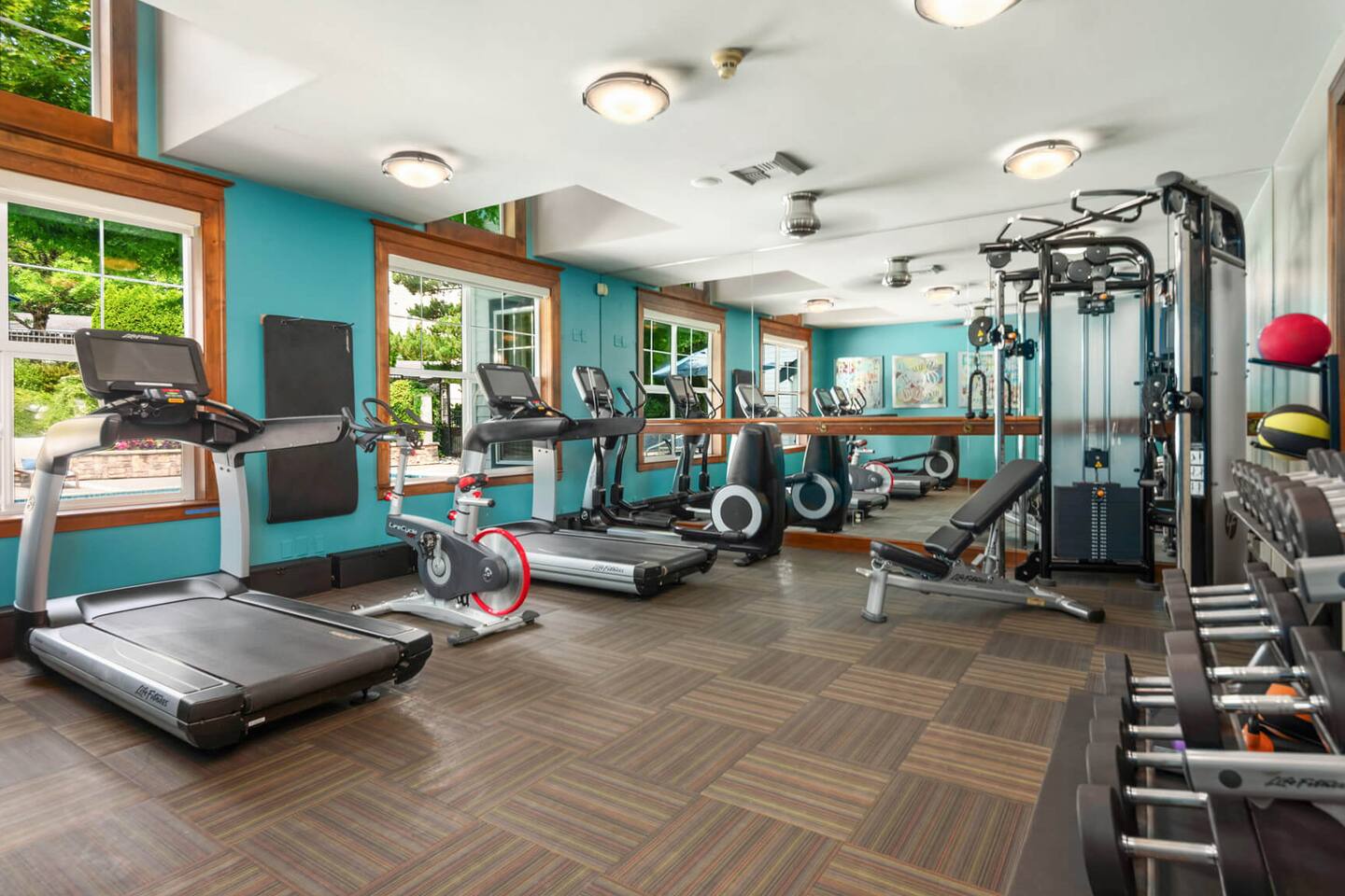 , an Airbnb-friendly apartment in Everett, WA