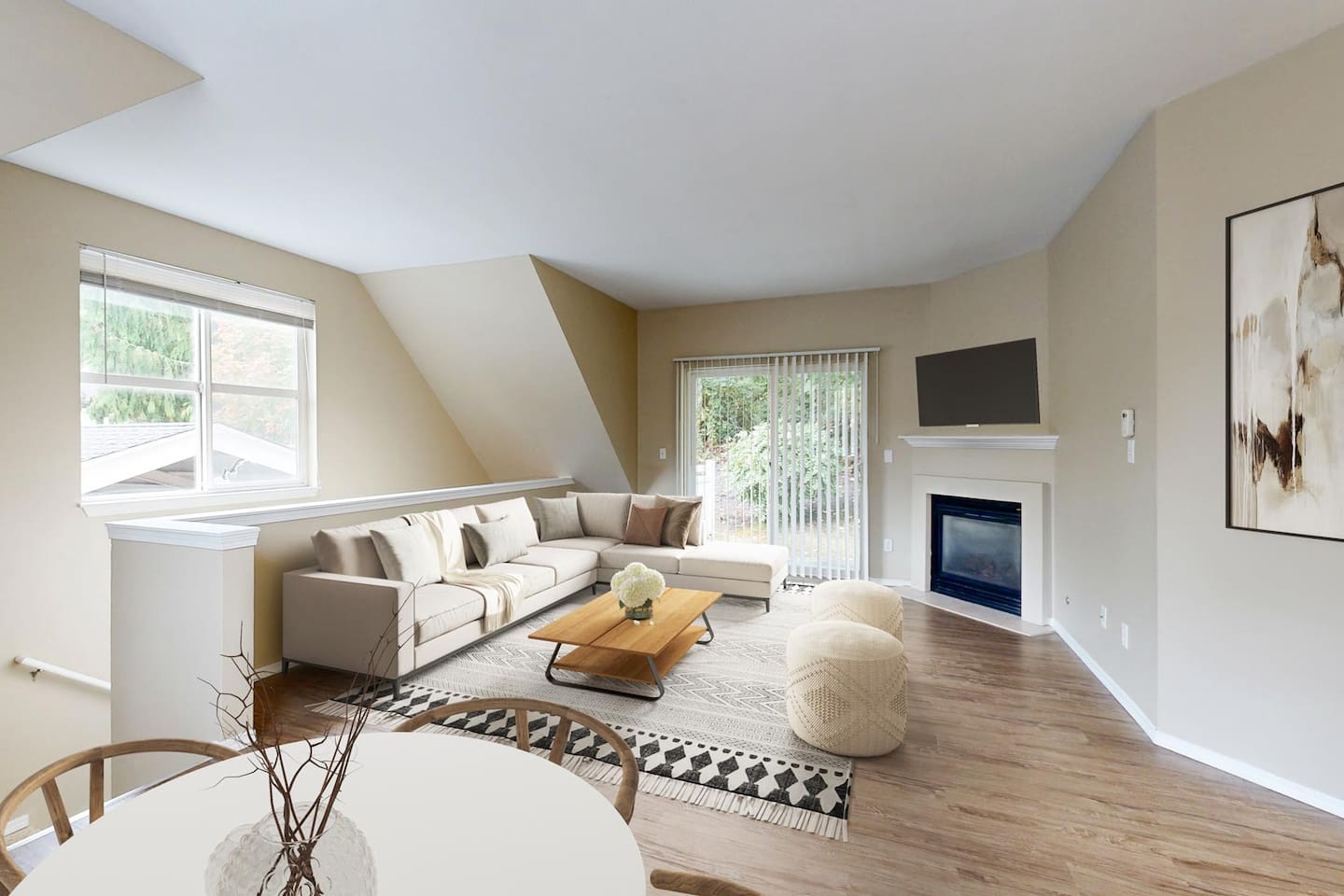 , an Airbnb-friendly apartment in Everett, WA