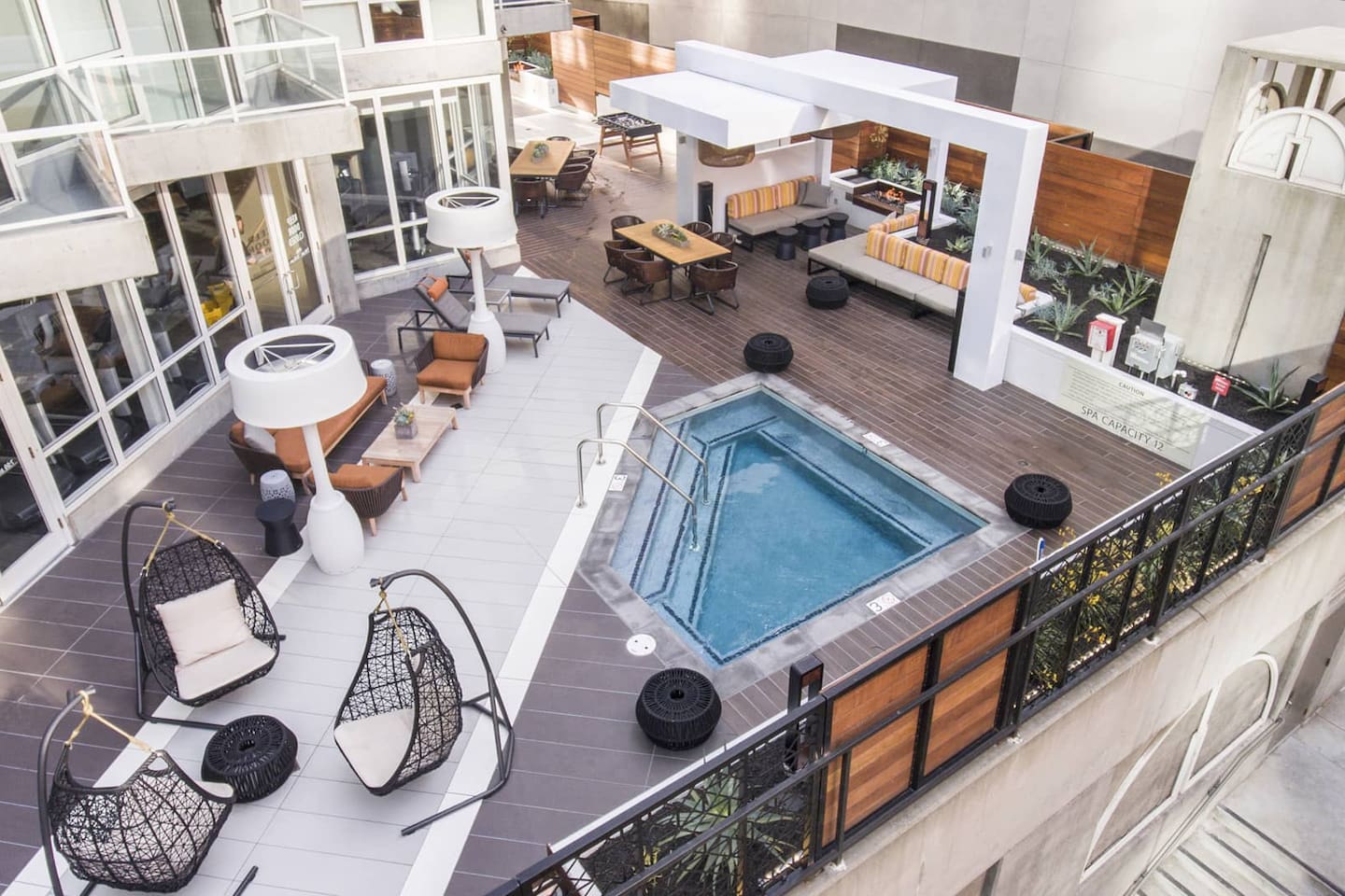 , an Airbnb-friendly apartment in San Francisco, CA