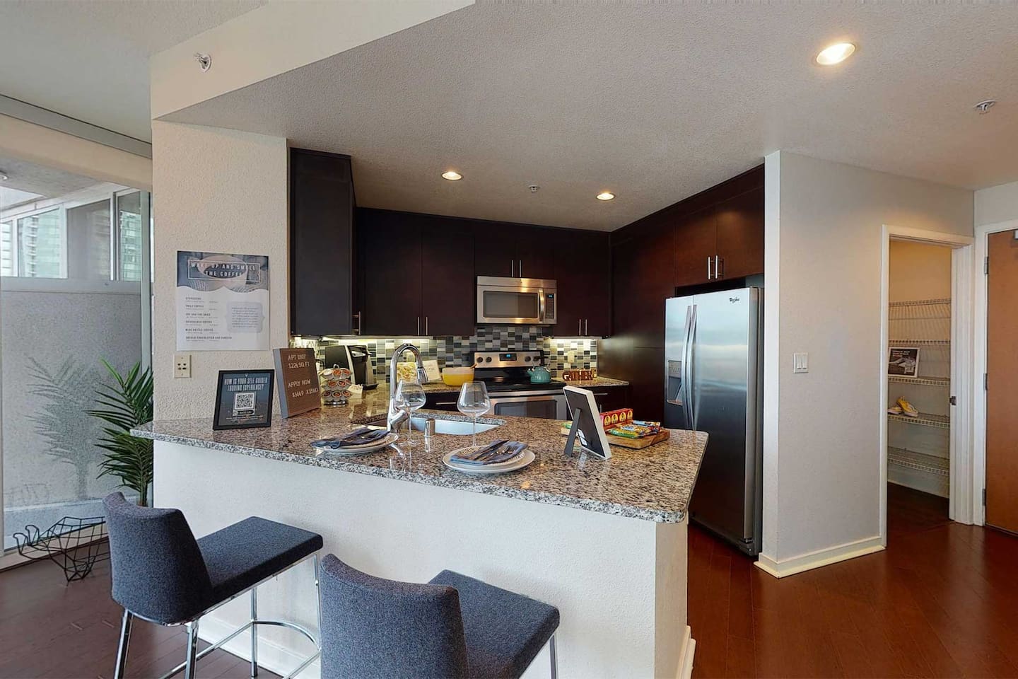 , an Airbnb-friendly apartment in San Francisco, CA