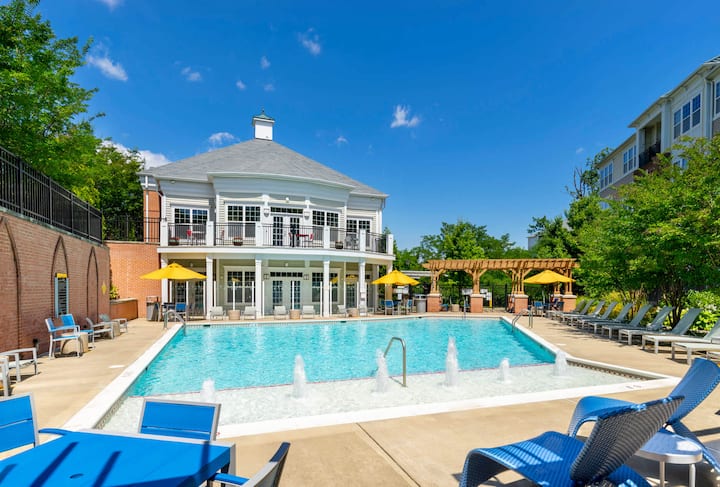 RGVtYW5kUGljdHVyZToxOTQzMTQ2MzQz