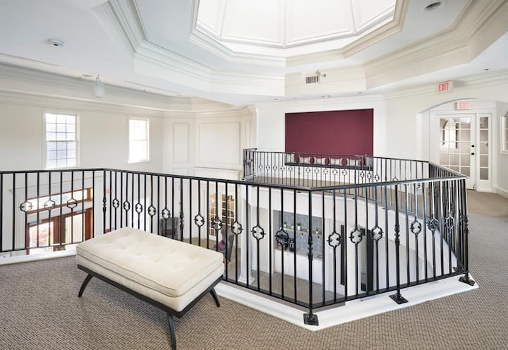 RGVtYW5kUGljdHVyZToxOTQzMTQ4NjQ0