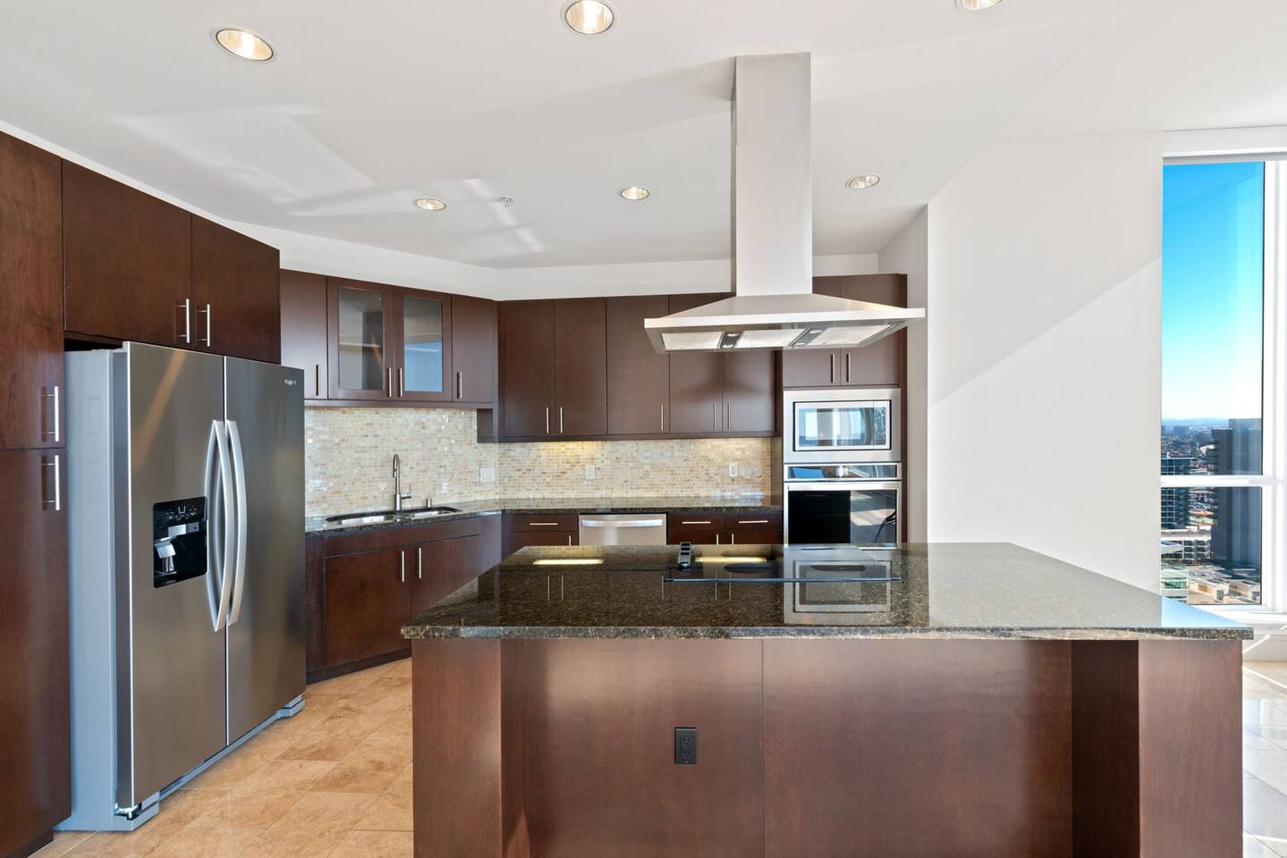 , an Airbnb-friendly apartment in San Diego, CA