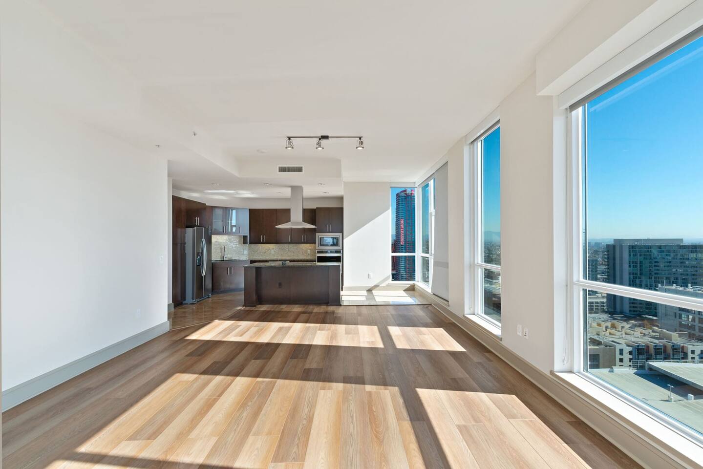, an Airbnb-friendly apartment in San Diego, CA