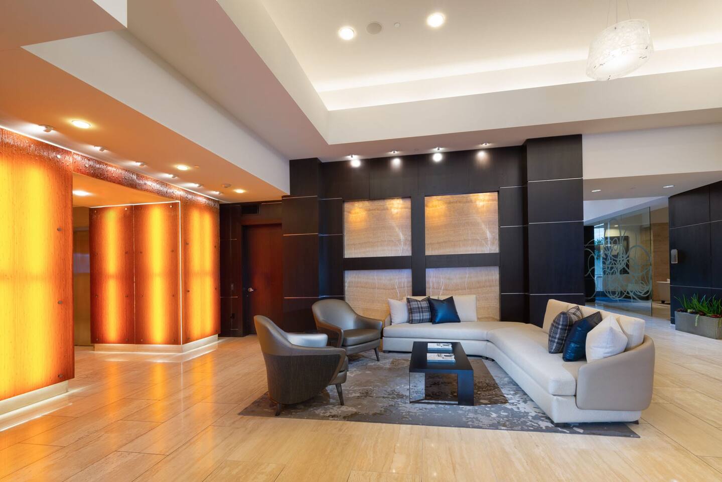 , an Airbnb-friendly apartment in San Diego, CA