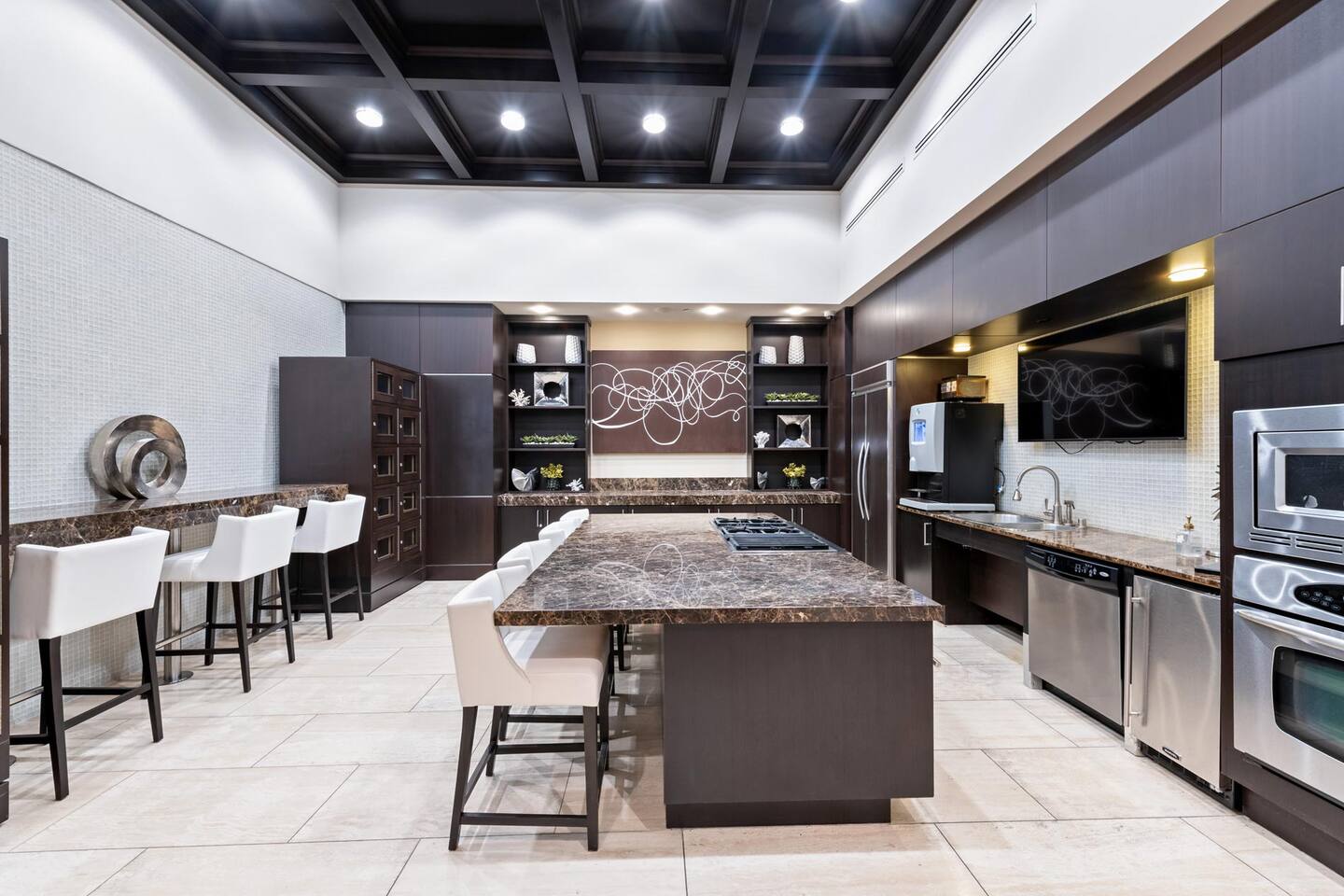 , an Airbnb-friendly apartment in San Diego, CA