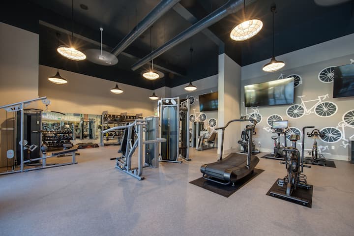 RGVtYW5kUGljdHVyZToxOTQzMTM3NzI5