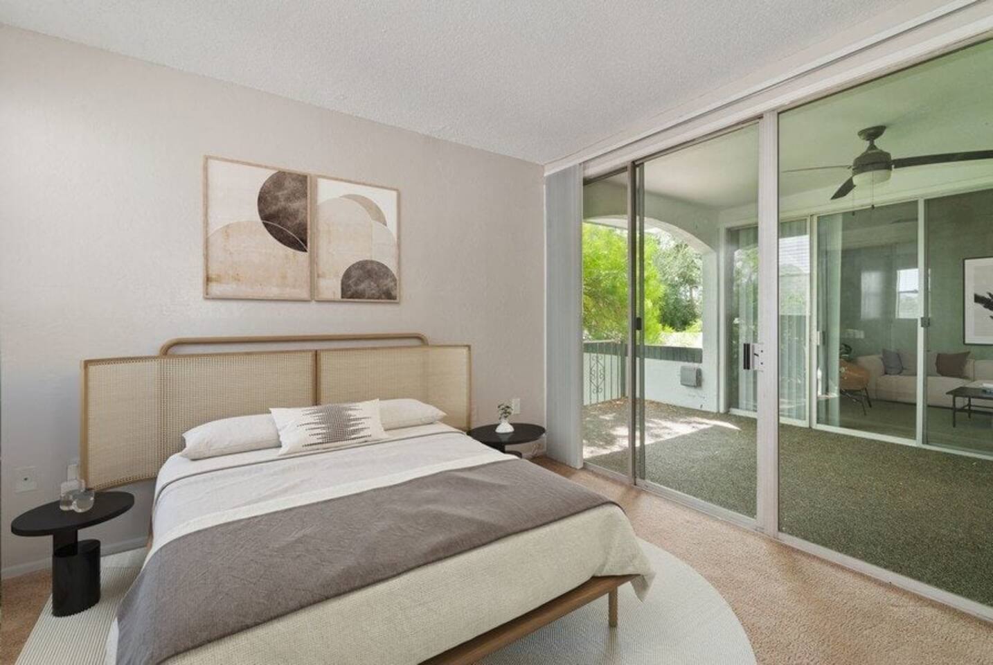 , an Airbnb-friendly apartment in Phoenix, AZ