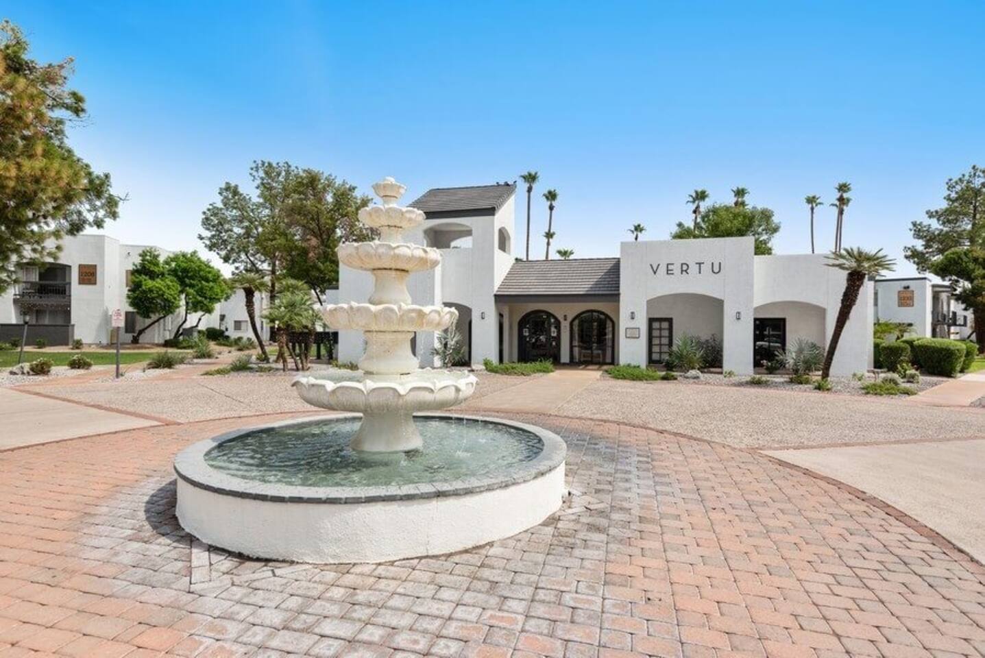 , an Airbnb-friendly apartment in Phoenix, AZ