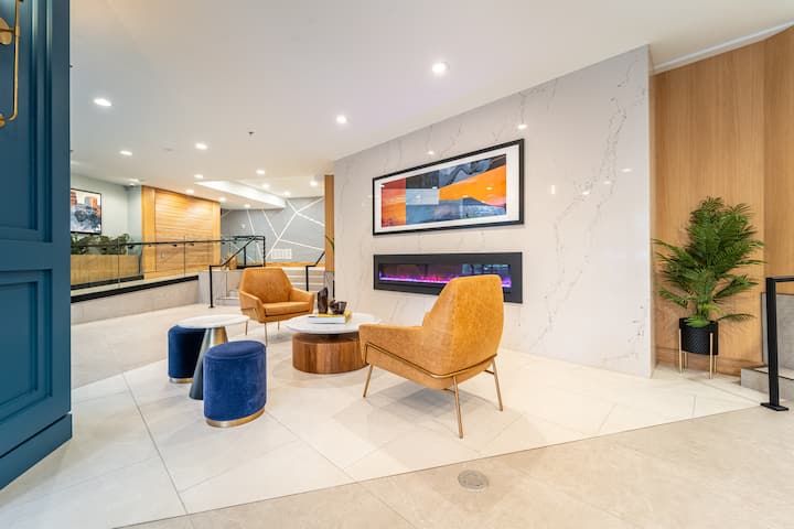 RGVtYW5kUGljdHVyZToyMjczNTgyNTU2