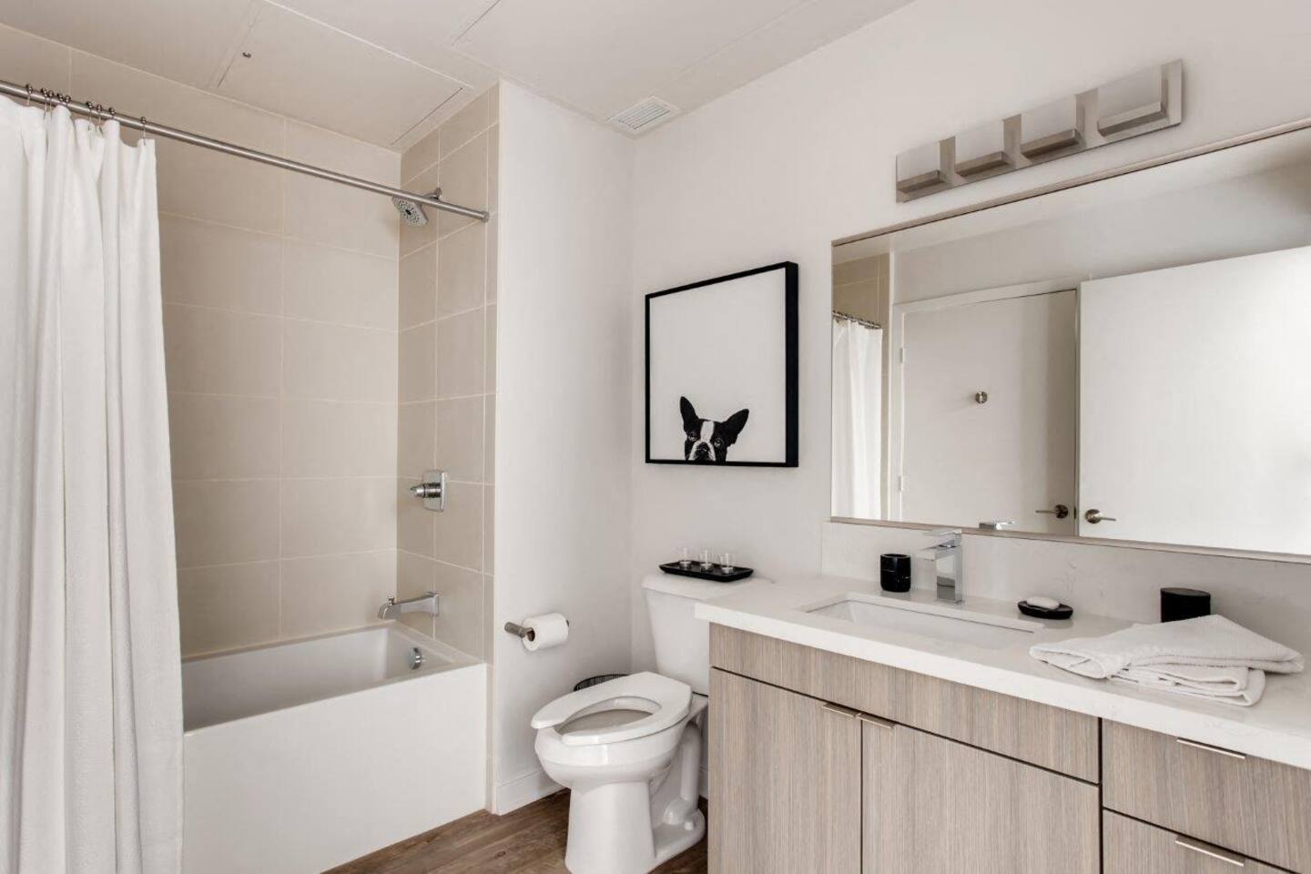 , an Airbnb-friendly apartment in San Diego, CA