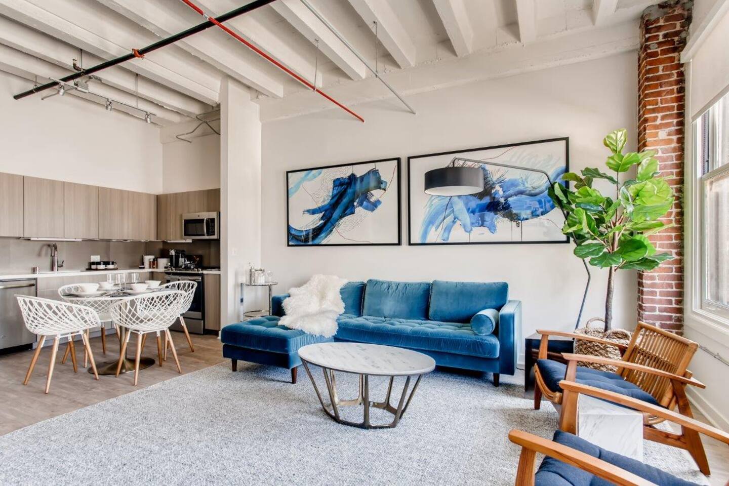 , an Airbnb-friendly apartment in San Diego, CA