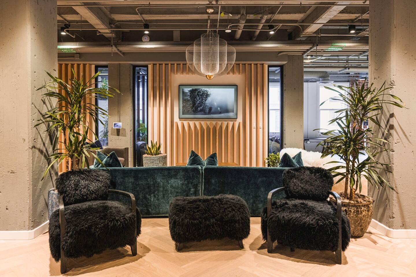 Alternate view of 625 Broadway, an Airbnb-friendly apartment in San Diego, CA