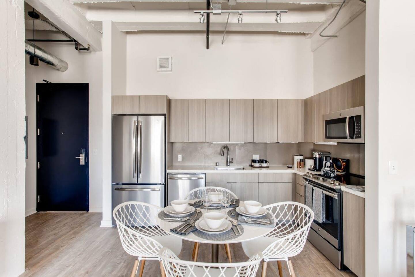 , an Airbnb-friendly apartment in San Diego, CA