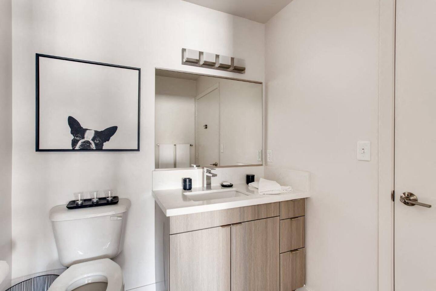 , an Airbnb-friendly apartment in San Diego, CA