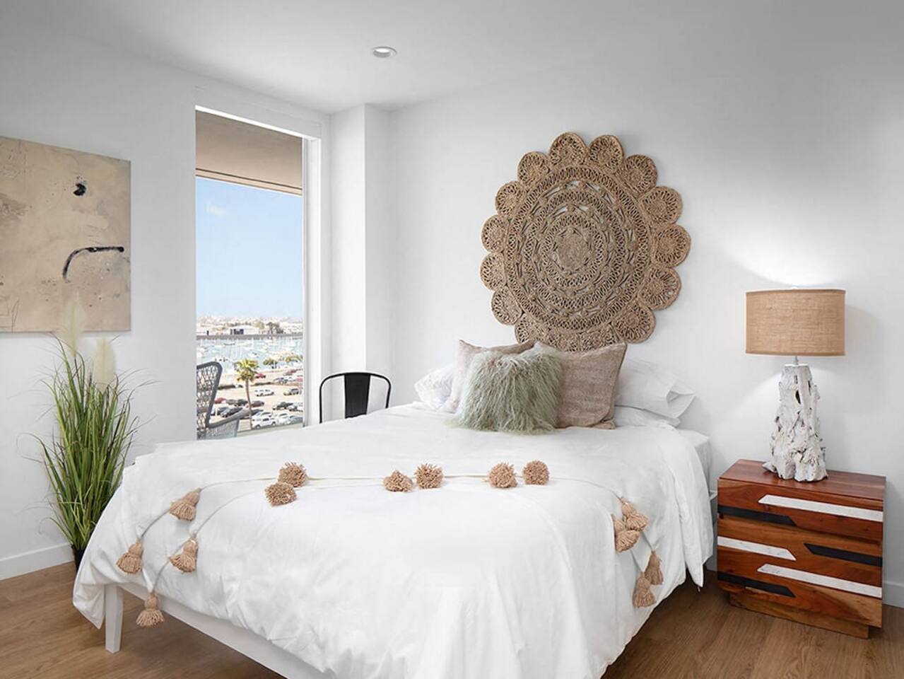 , an Airbnb-friendly apartment in San Diego, CA