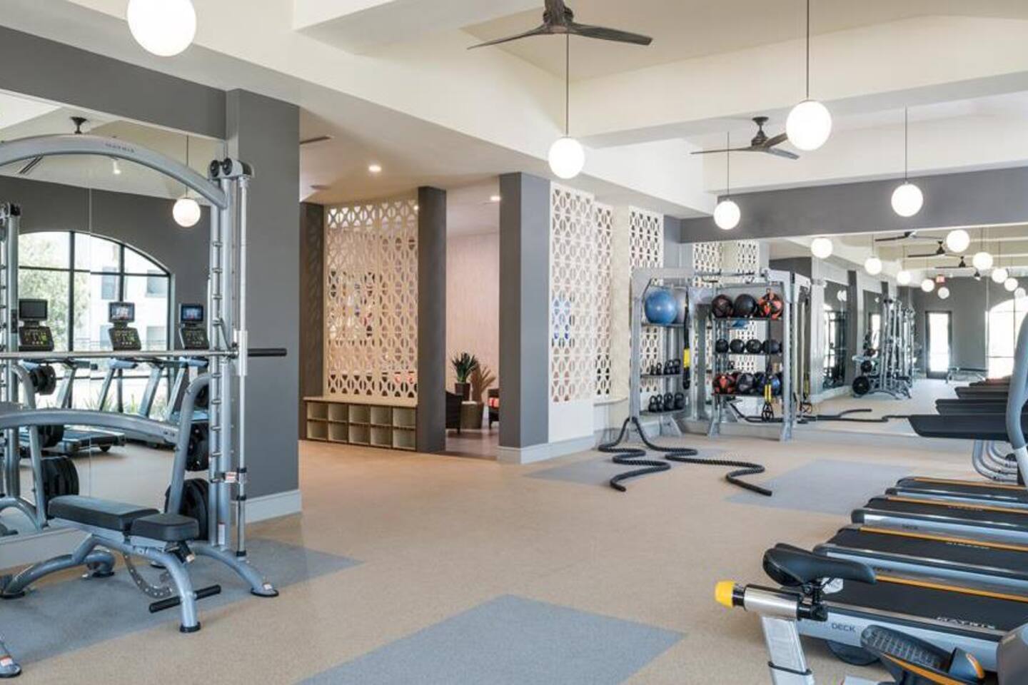 , an Airbnb-friendly apartment in Sugar Land, TX