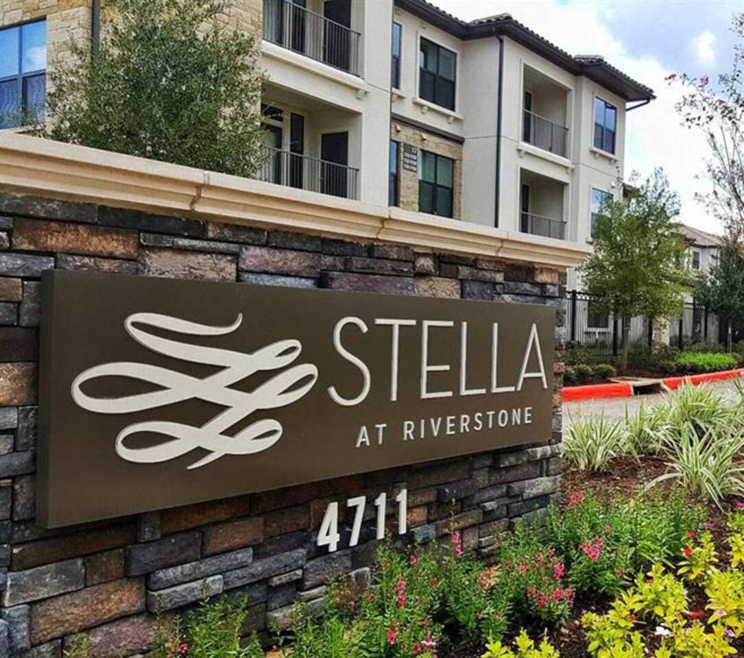 , an Airbnb-friendly apartment in Sugar Land, TX