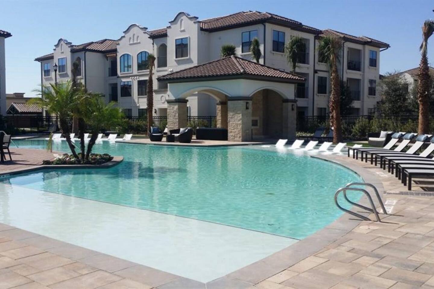 , an Airbnb-friendly apartment in Sugar Land, TX