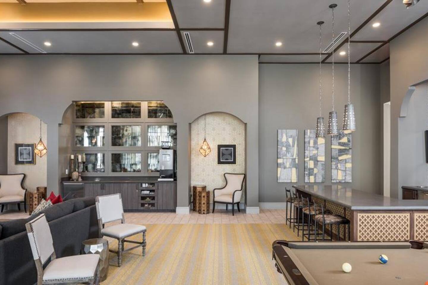 , an Airbnb-friendly apartment in Sugar Land, TX