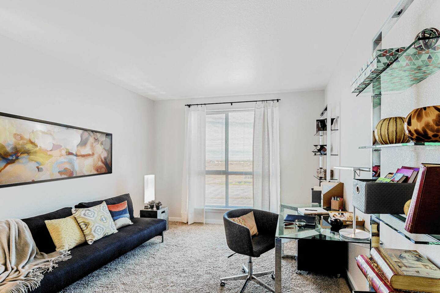 , an Airbnb-friendly apartment in Denver, CO
