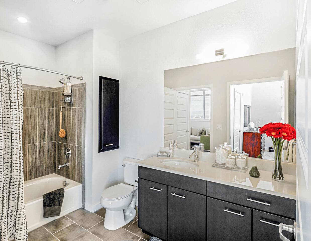 , an Airbnb-friendly apartment in Denver, CO